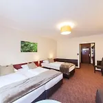 Szálloda Signature Hansahof 3*
