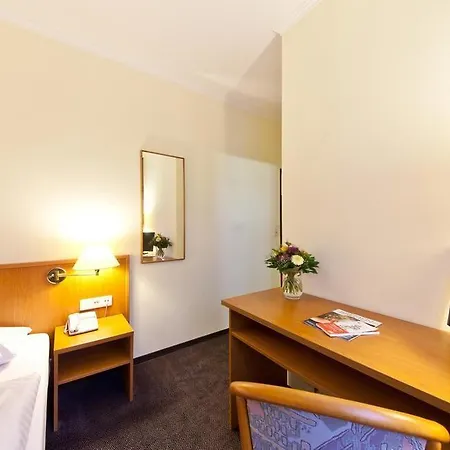 Signature Hansahof 3*