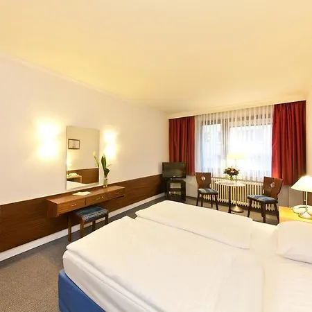 Signature Hansahof Hotel 3*