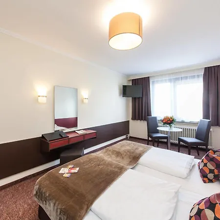 Signature Hansahof 3*