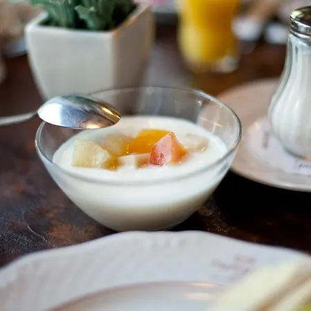 Signature Hansahof Hotel