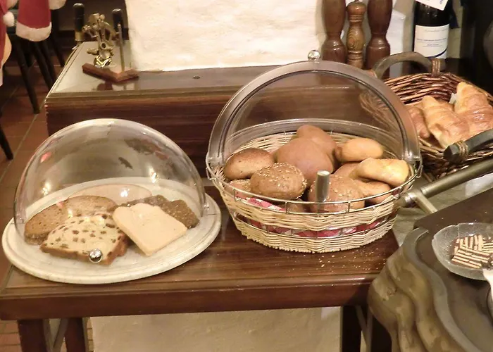 Signature Hansahof Hotel 3*